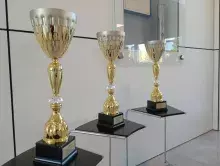 trofea za zwycięstwa w turniejach sportowych