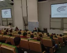 aula przed spotkaniem, widok z góry