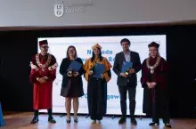 Rektor UG Piotr Stepnowski, prof. Elżbieta Mrożek, prof. Agnieszka Chylewska, prof. Tomasz Wiśniewski, Prorektor Urszula Patocka-Sigłowy