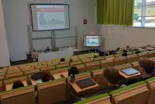 wykład na auli z góry