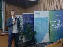 Patryk Jar na zakończeniu