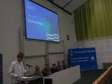 Stanisław Chełkowski prezentuje