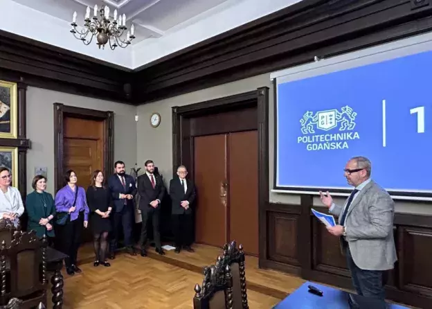 Zwycięzcy Nagrody FarU